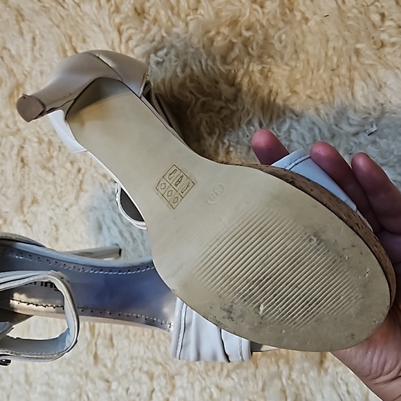 White leather wedge strap heels - Picture 5 of 11